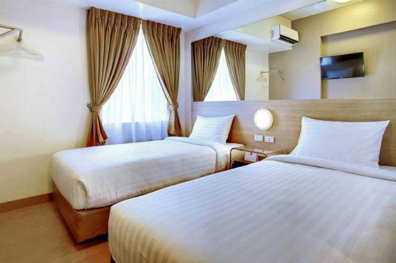 Red Planet Manila Aseana City Paranaque City Екстериор снимка